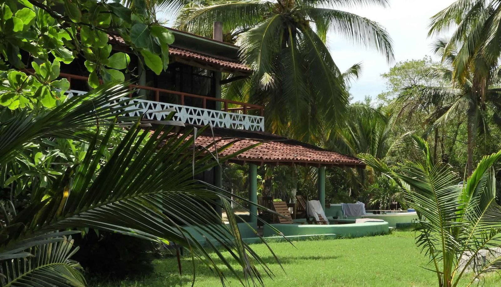 Casa Verde Surf House in La Saladita